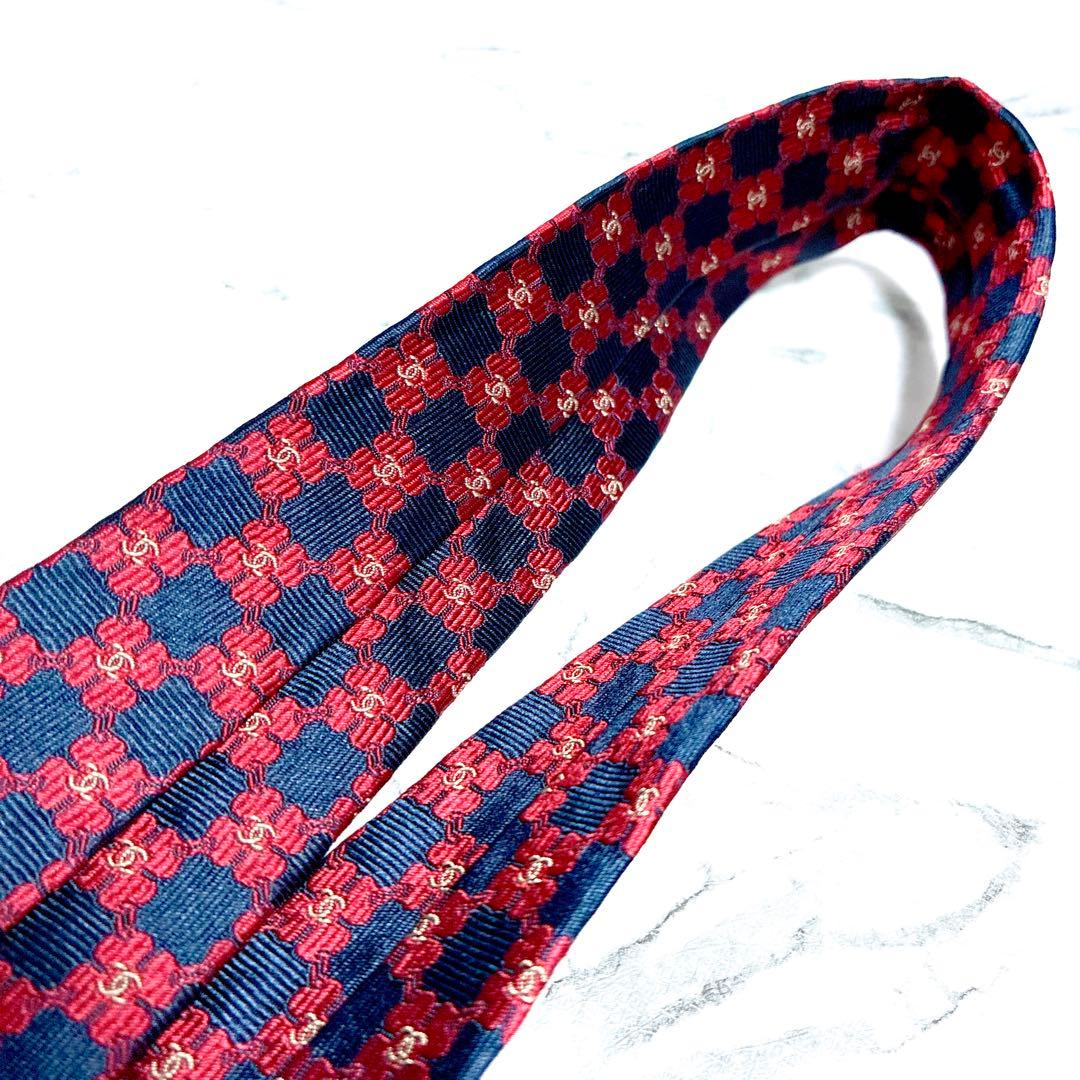 ✨極美品✨使用感なし✨CHANEL ココマーク　クローバー　ブラック　ネクタイ