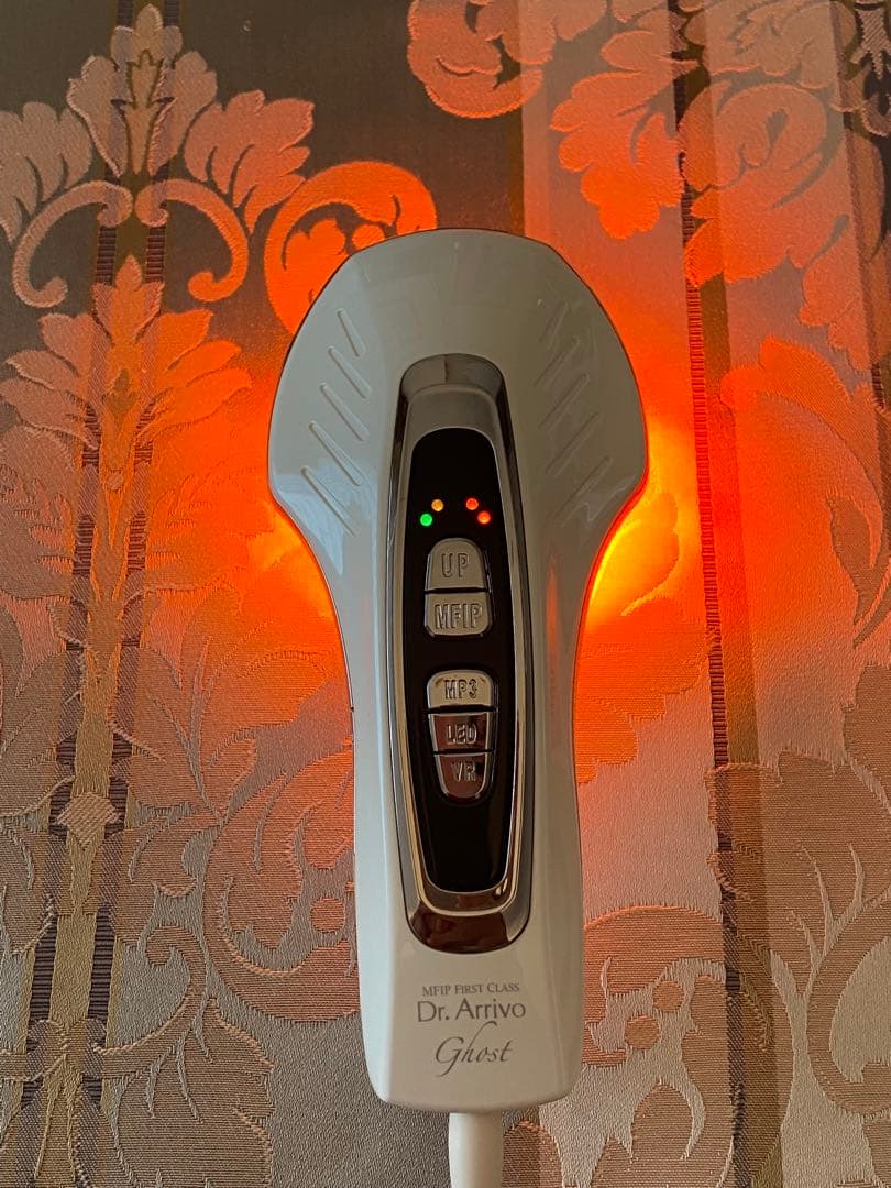 ドクターアリーヴォ　ゴースト 美顔器