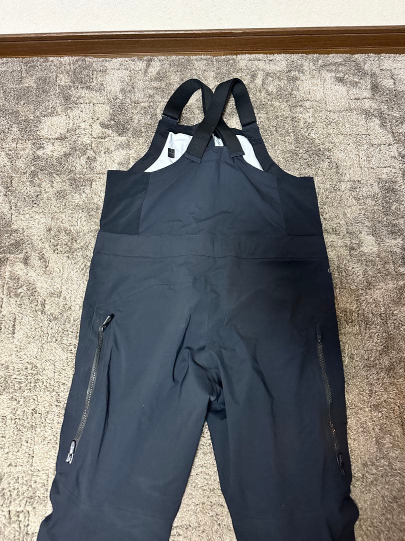 [ak] BURTON GORE-TEX PRO ビブパンツ　スノーボード