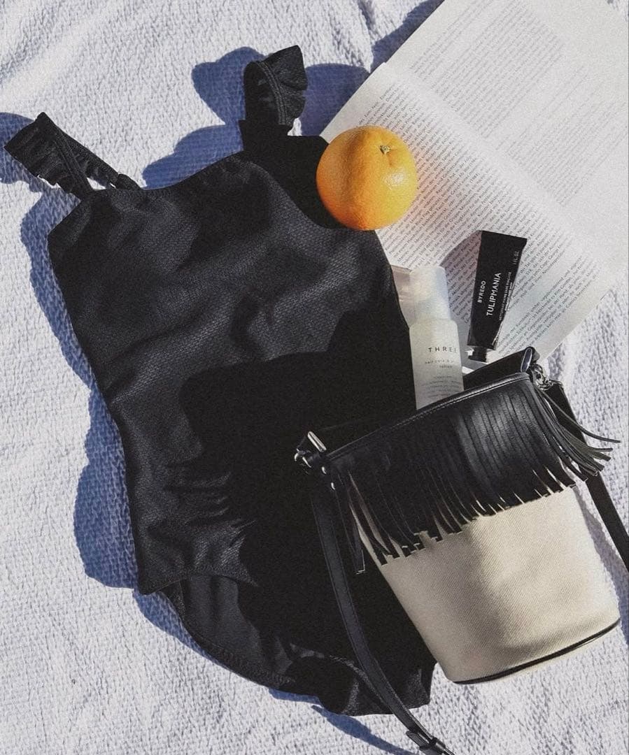 ⭐︎monamour 新品未使用 back open ワンピースビキニ⭐︎