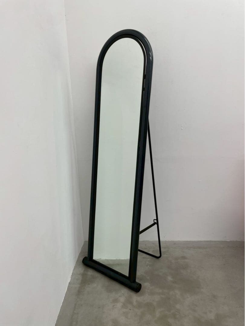 姿見 全身鏡 スタンドミラー アーチ型 ブラック モダン スタイリッシュ 什器