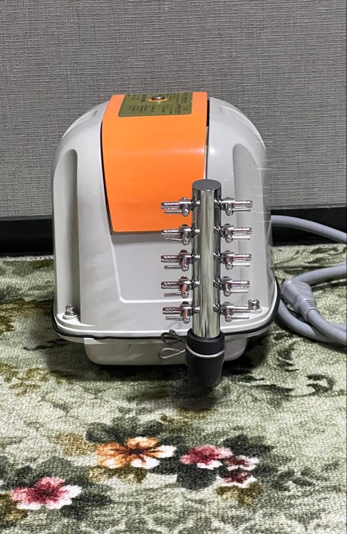 m*d様 ★ 安永エアーポンプ AP-80H 10連コック（新品）付き 美品