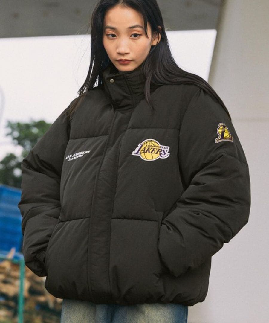 【新品】LAKERS ブラック ダウンジャケット