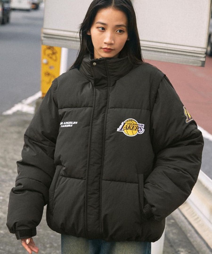 【新品】LAKERS ブラック ダウンジャケット