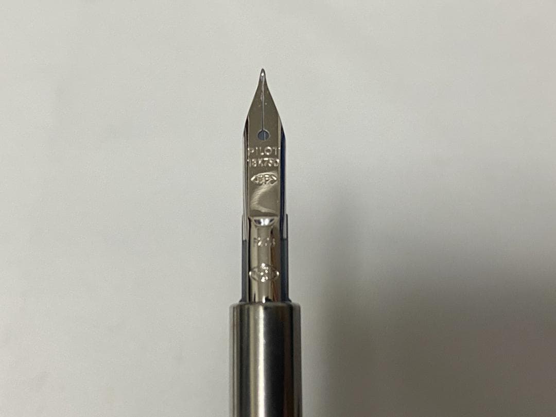 PILOT キャップレス 木軸 ディープレッド EF