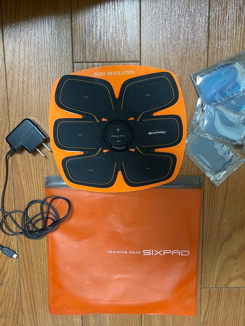 シックスパック　8000円