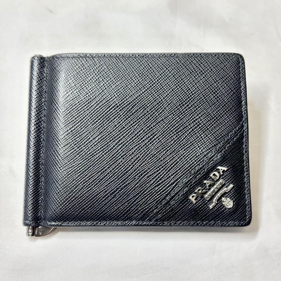 【未使用級】　PRADA マネークリップ　カードケース　メタルロゴ　サフィアーノ