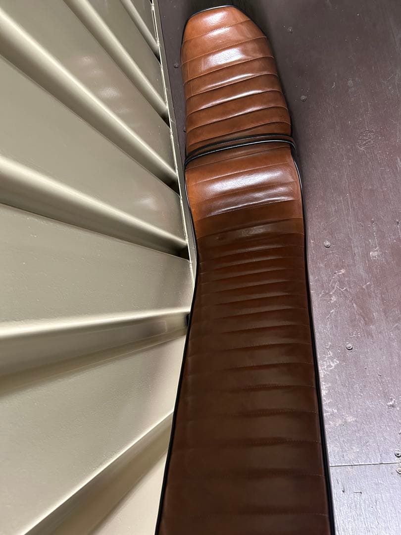 gsx250eゴキ 三段シート