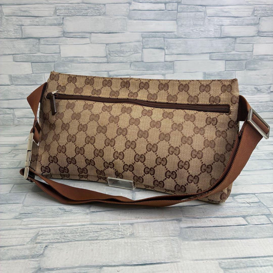 極美品　120 GUCCI グッチ　ボディバッグ　GG柄 kpg8