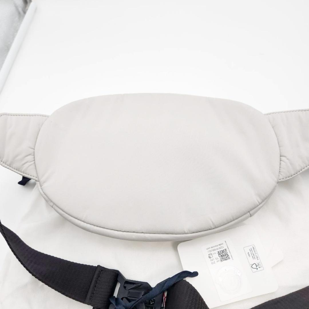 モンクレール ボディバッグ ロゴ ウェストポーチ メンズ タグ付き 美品