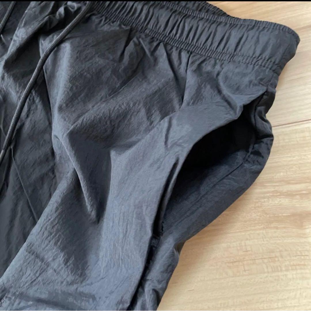 ナイキ　レディース　ウィンドブレーカー　上下セットアップ　ブラック　黒　L