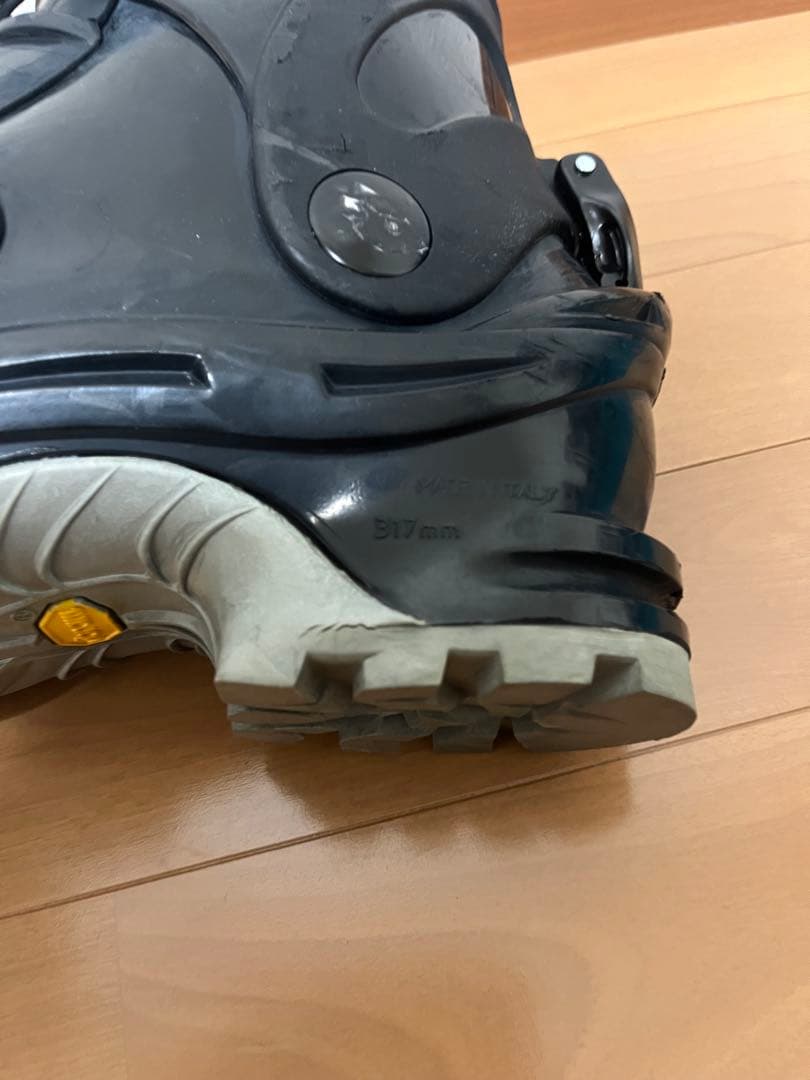 SCARPA T4 テレマークスキーブーツ