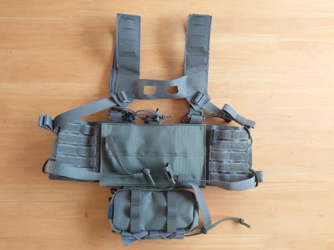 タスマニアンタイガー スモールコンビリグ IRR ストーングレーオリーブ