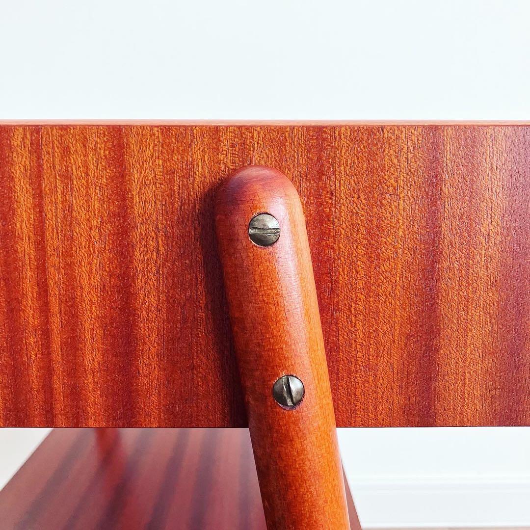 ベッドサイドテーブル　北欧ビンテージ　スウェーデン　スモールチェスト　蚤の市