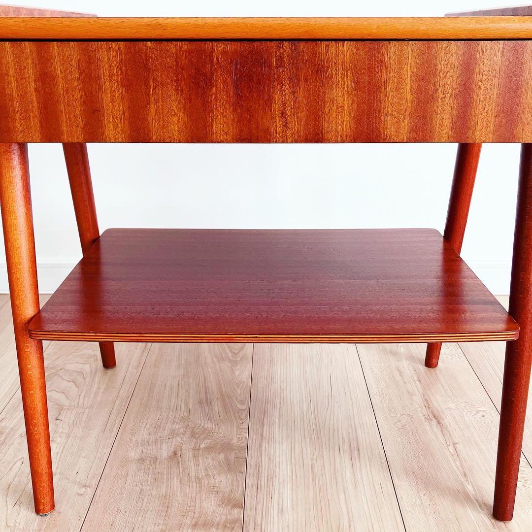 ベッドサイドテーブル　北欧ビンテージ　スウェーデン　スモールチェスト　蚤の市