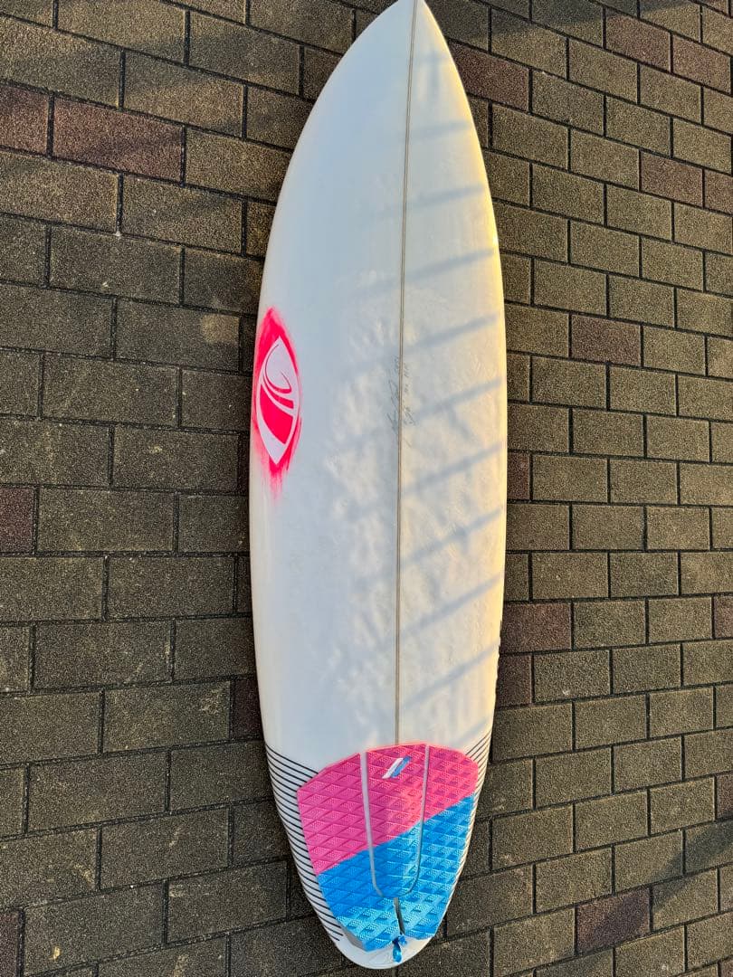 sharp eyeサーフボード　sole