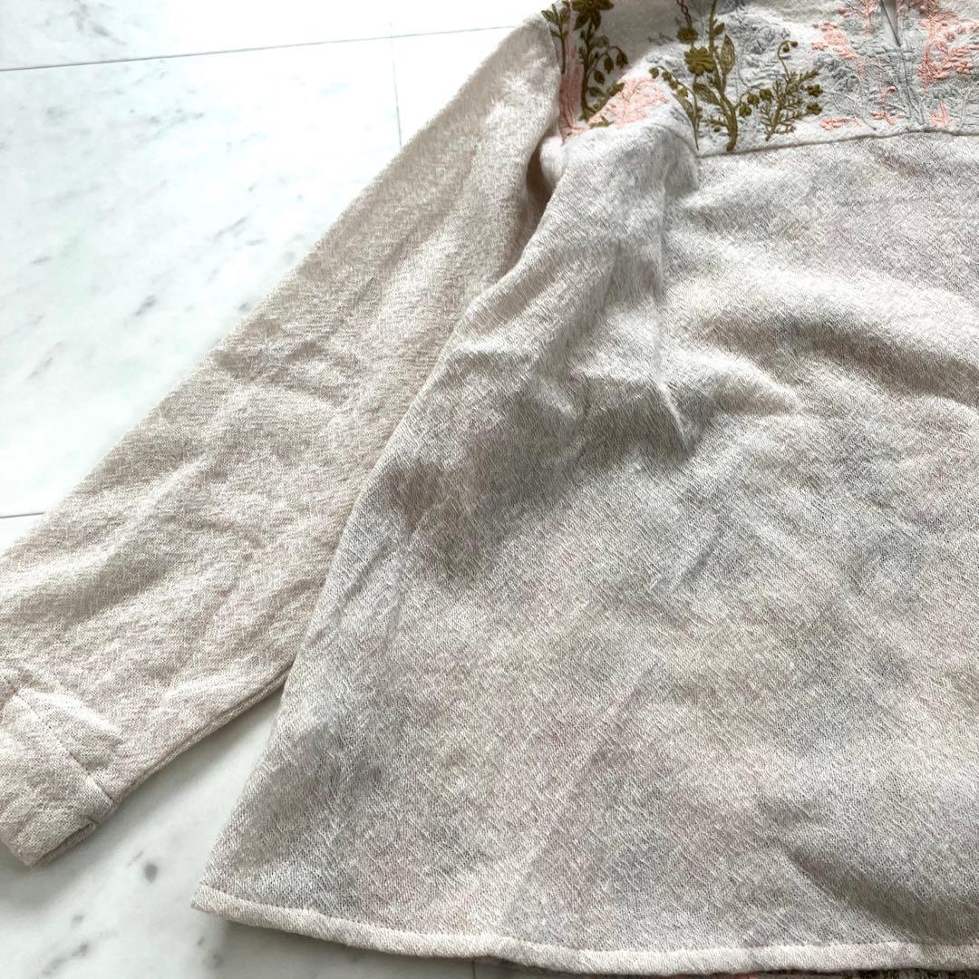 美品 コットンハウスアヤ トップス 花柄 刺繍 ウール100% アリスガーデンM