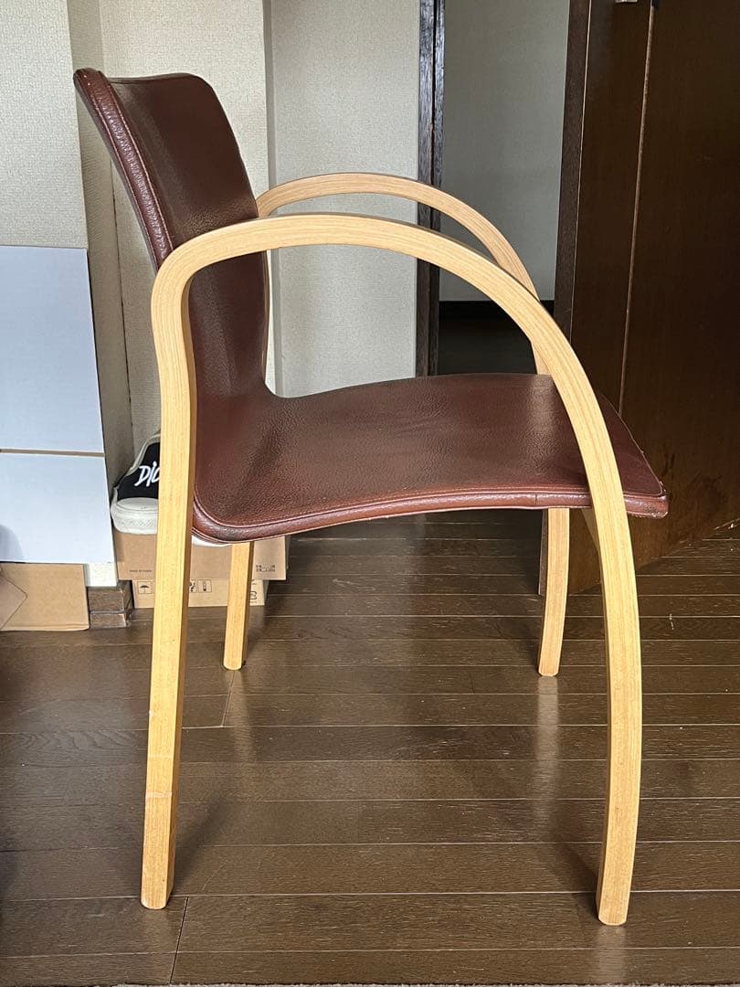 ａｒｆｌｅｘ　ＰＦＫアームチェア　アルフレックス　川崎文男　ダイニング　曲木