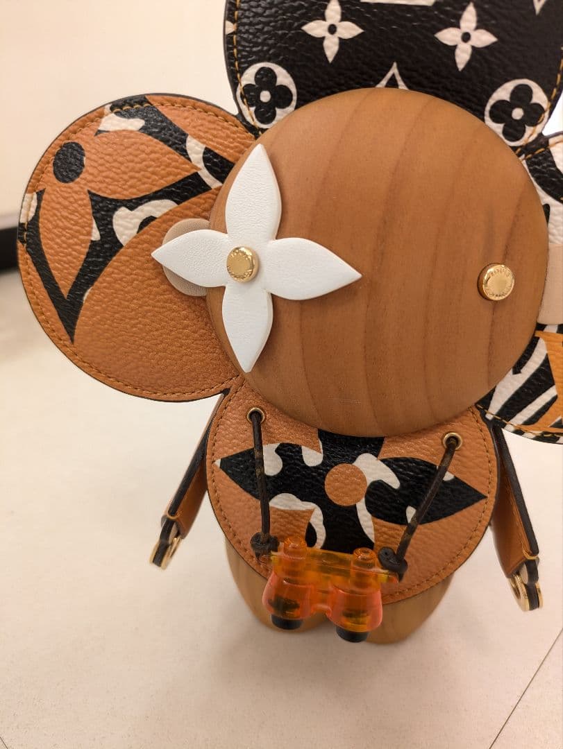 LOUISVUITTONヴィトンヴィヴィエンヌ　オブジェ　ペチュラインテリア置物