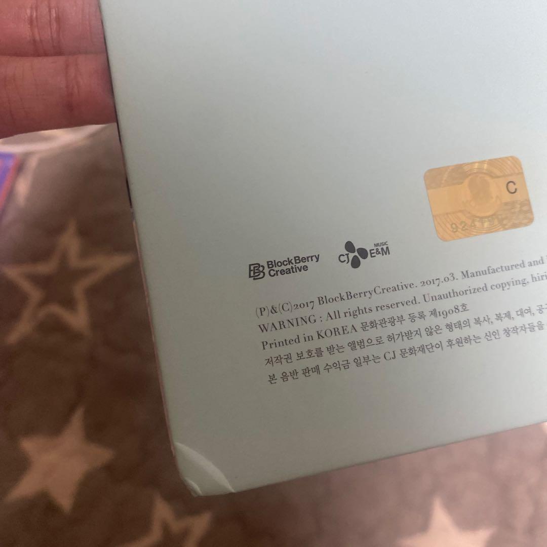 LOONA 1/3 Love & Live ハスルフォトカード付き