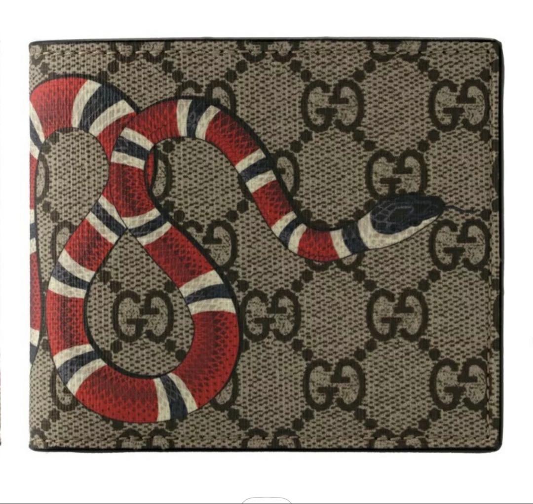 GUCCI グッチ　蛇デザイン 二つ折り財布
