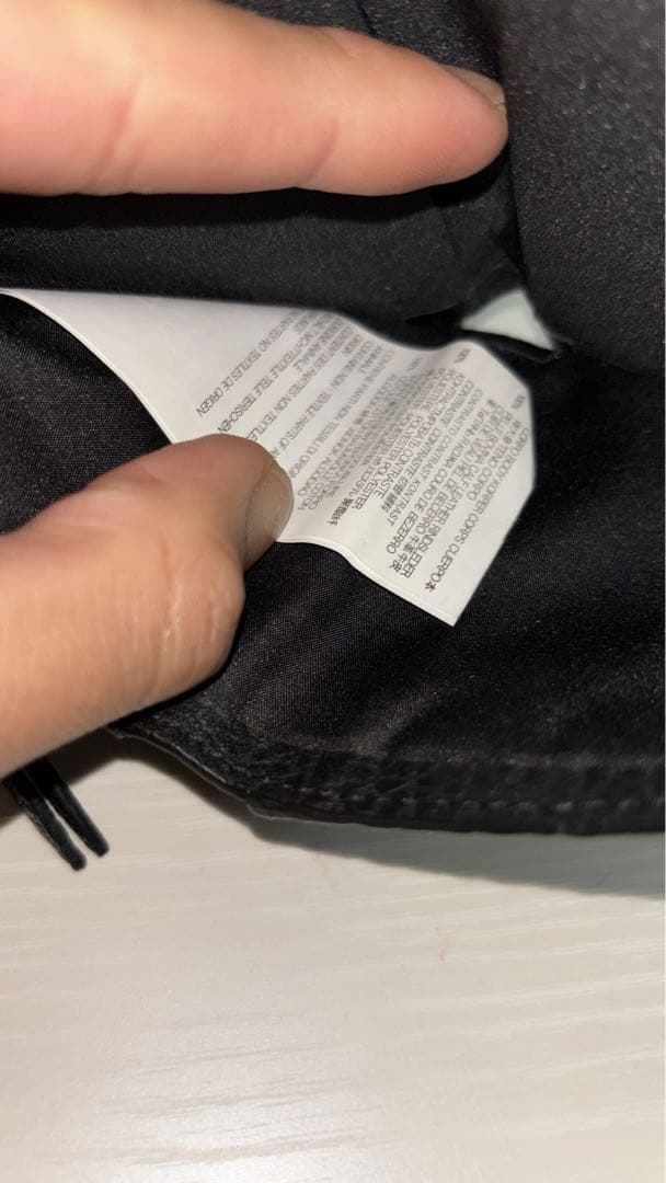 ミ*ン様 黒 レザー 三つ折り財布