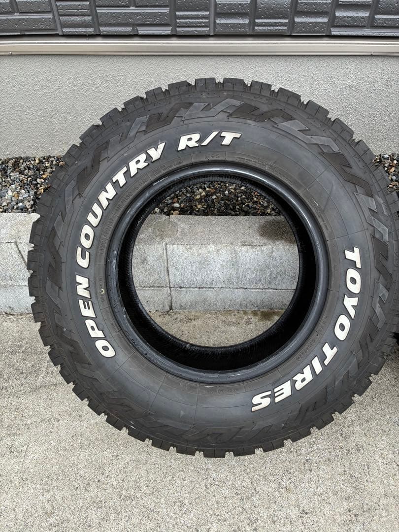 タイヤ・ホイール LT285/70R17 TOYOTIRES OPEN COUNTRY R/T