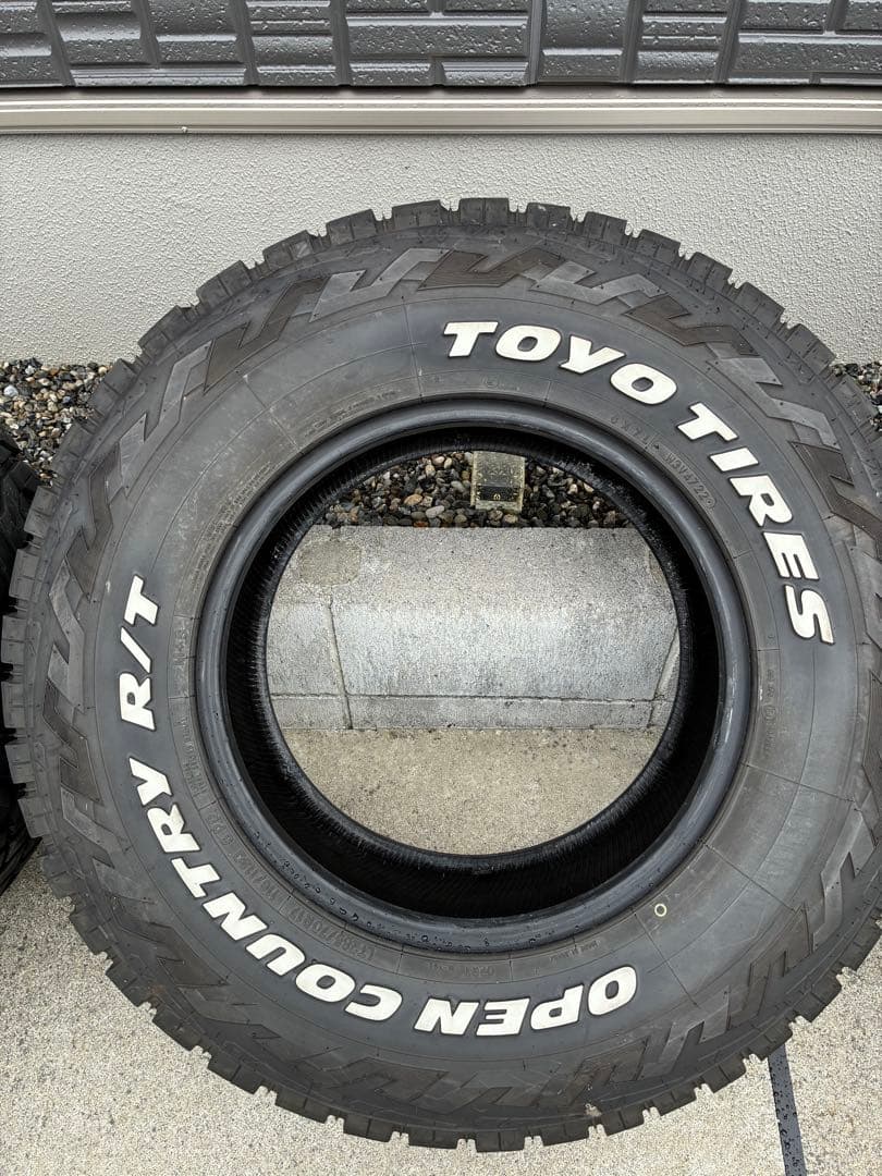 タイヤ・ホイール LT285/70R17 TOYOTIRES OPEN COUNTRY R/T