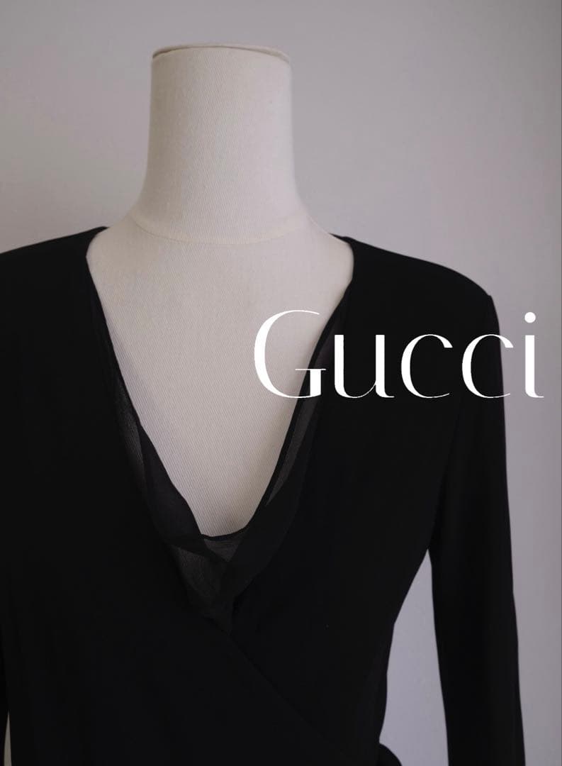 Gucci ブラック ラップドレス