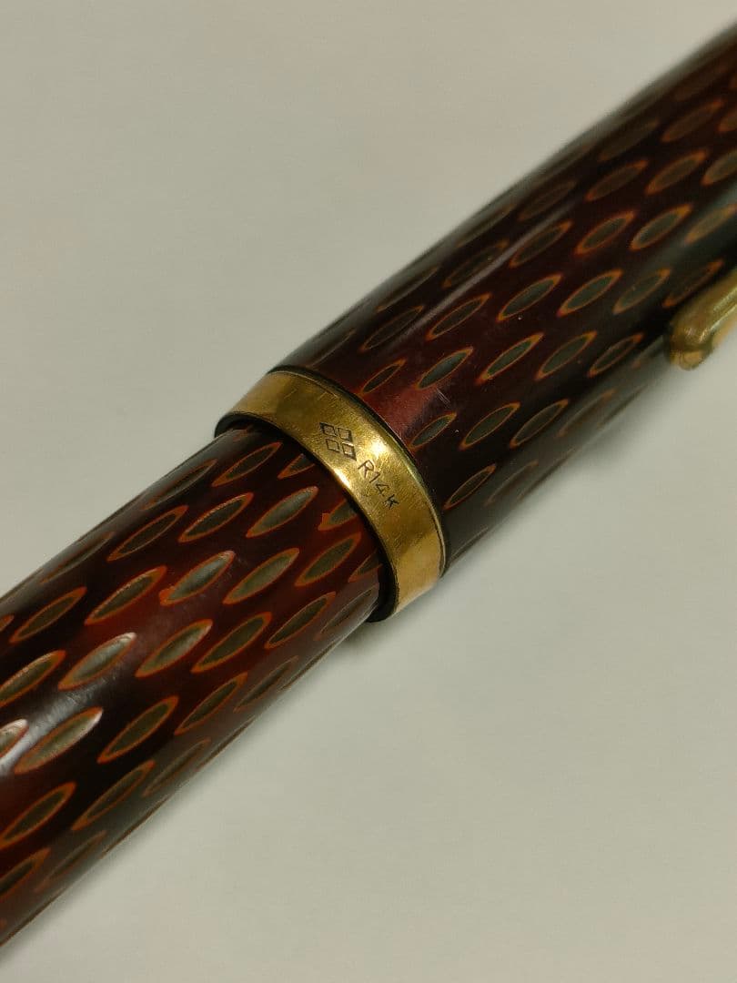 《*え様 四菱　万年筆　14KT 鎌倉彫　ペン先14金　R14K