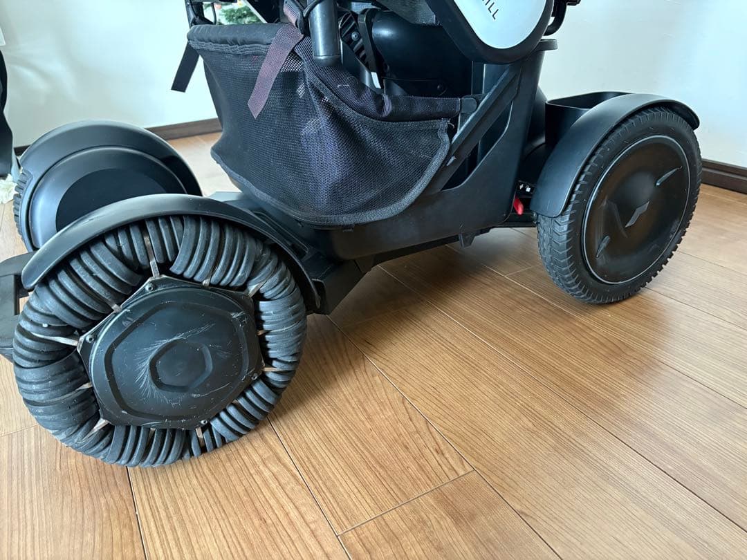 なわ　WHILL. 中古電動車椅子