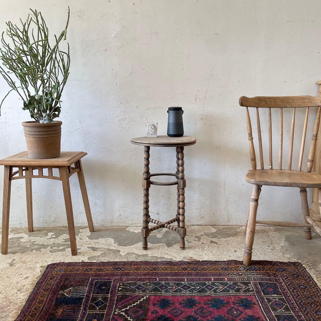 ビンテージ　ラウンドサイドテーブル 剥離