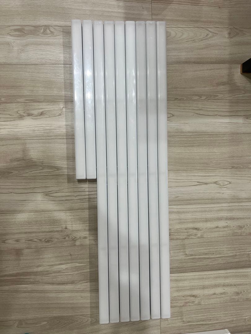 2024年製TOSHIBA LED屋内用ライン器具　間接照明