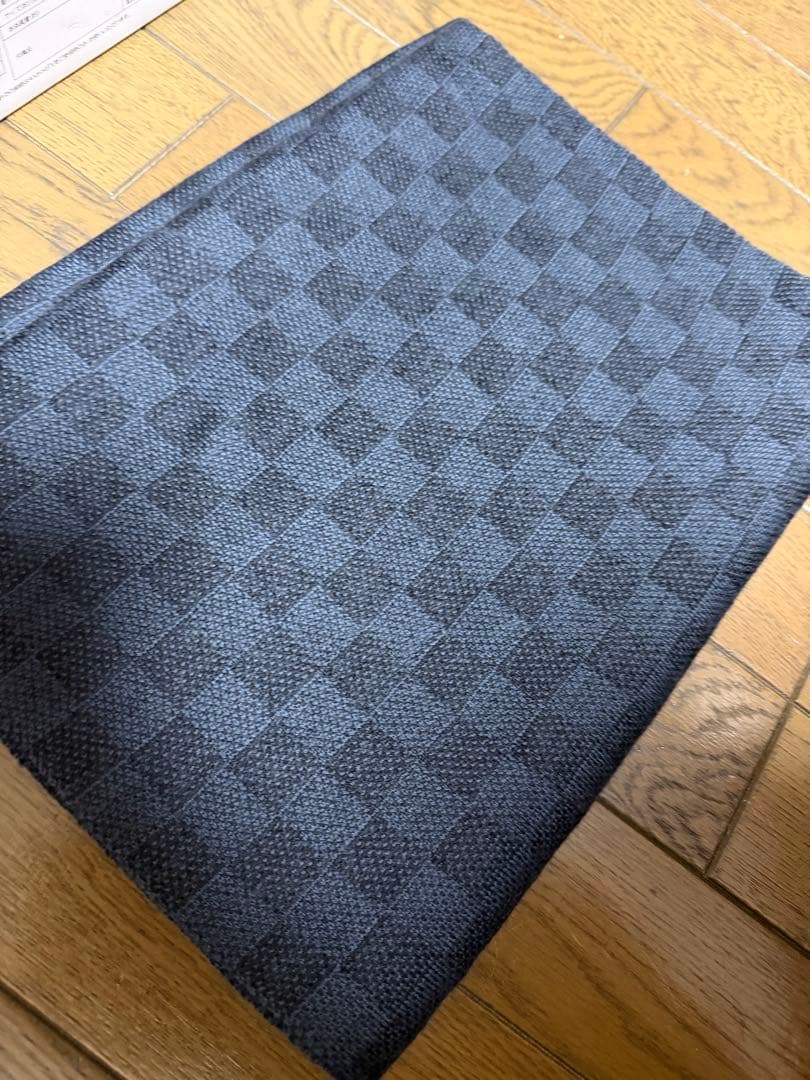 Louis Vuitton ダミエパターン マフラー