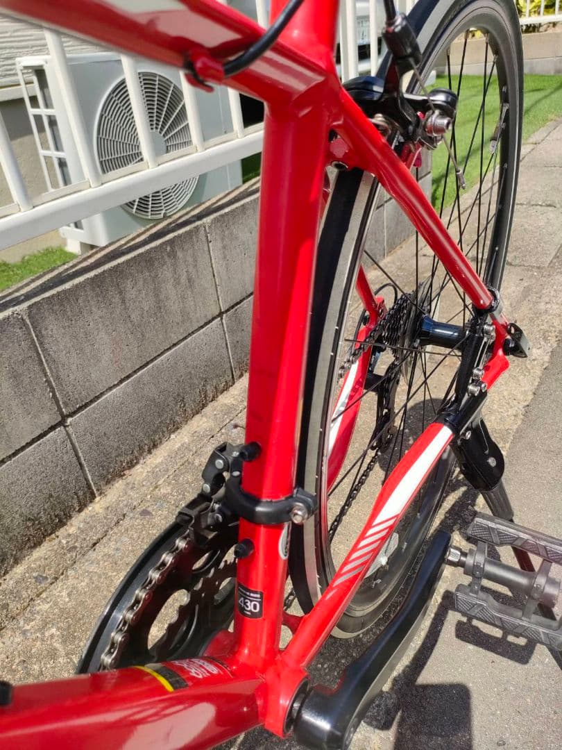 NESTO FALAD　赤　430　2022年11月購入