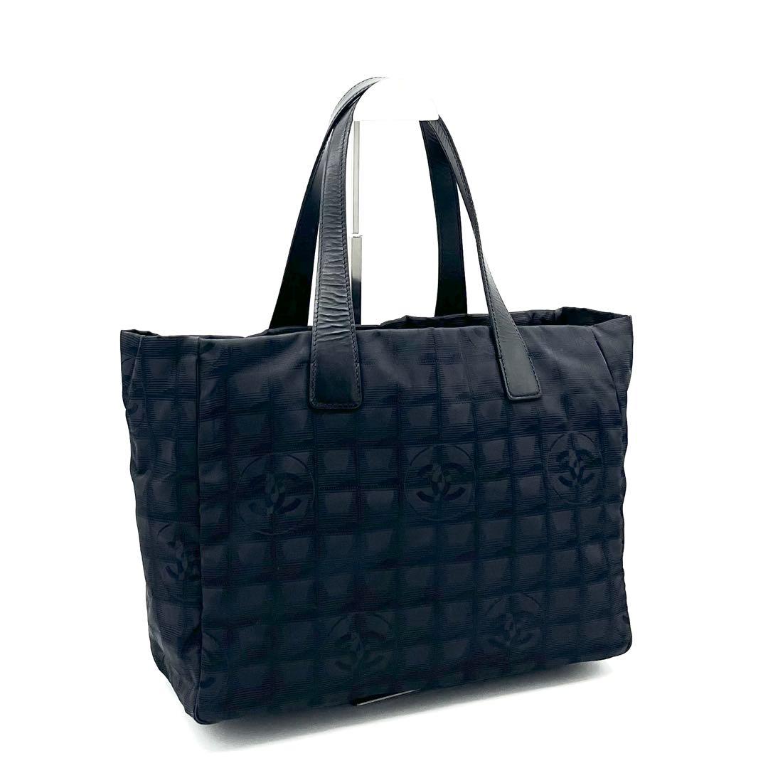 CHANEL シャネル ニュートラベルライン MM ナイロントート ブラック