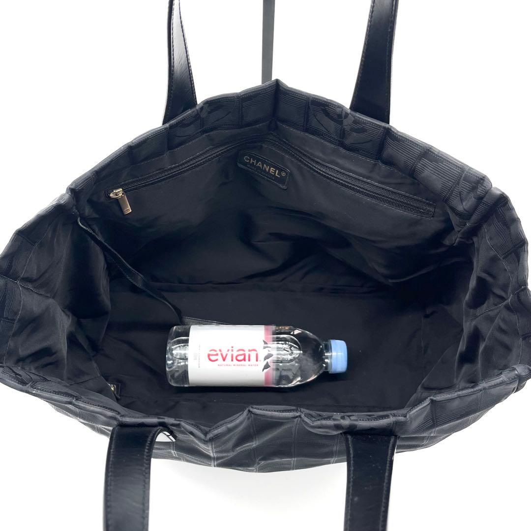 CHANEL シャネル ニュートラベルライン MM ナイロントート ブラック