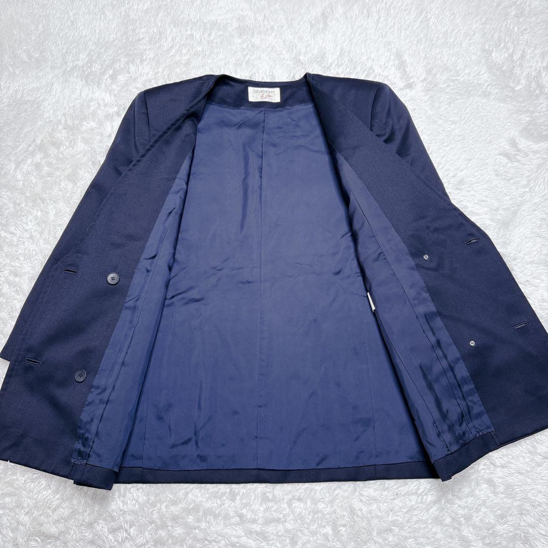 GIVENCHY Life ノーカラー 金ボタン スカートスーツ ネイビー