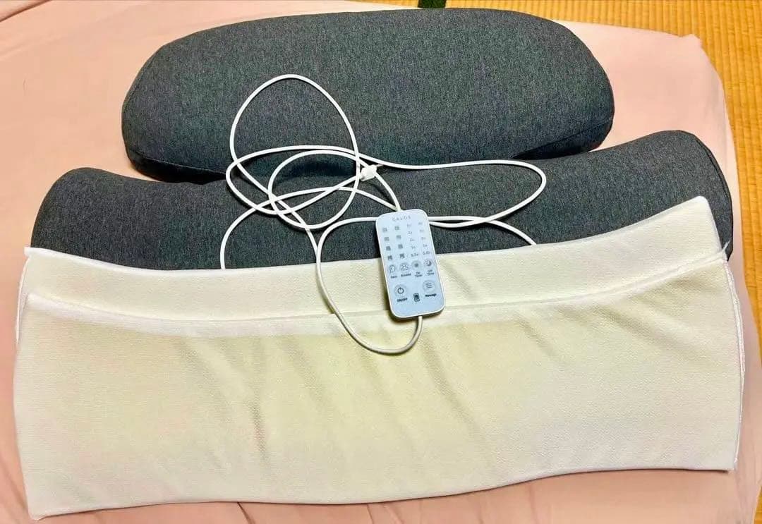 首と肩がホットする枕 カルクス CALQS