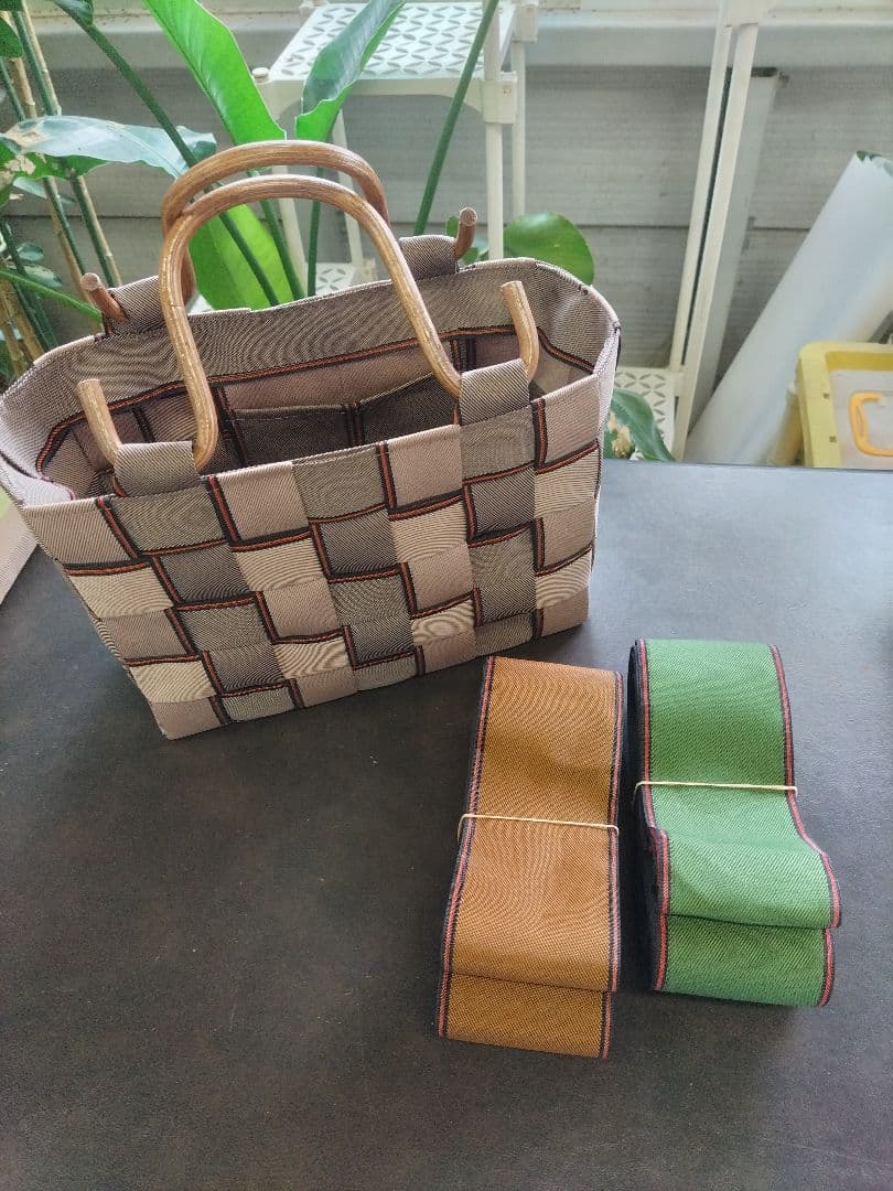 畳縁の箱編みバッグ