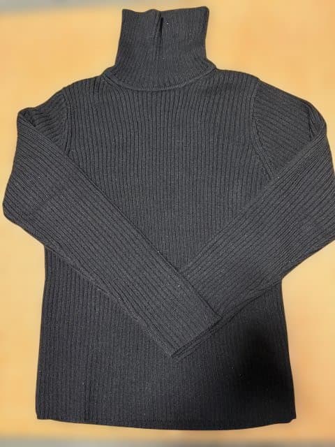 ok.soon （オクスン）turtle neck rib knit　サイズ２