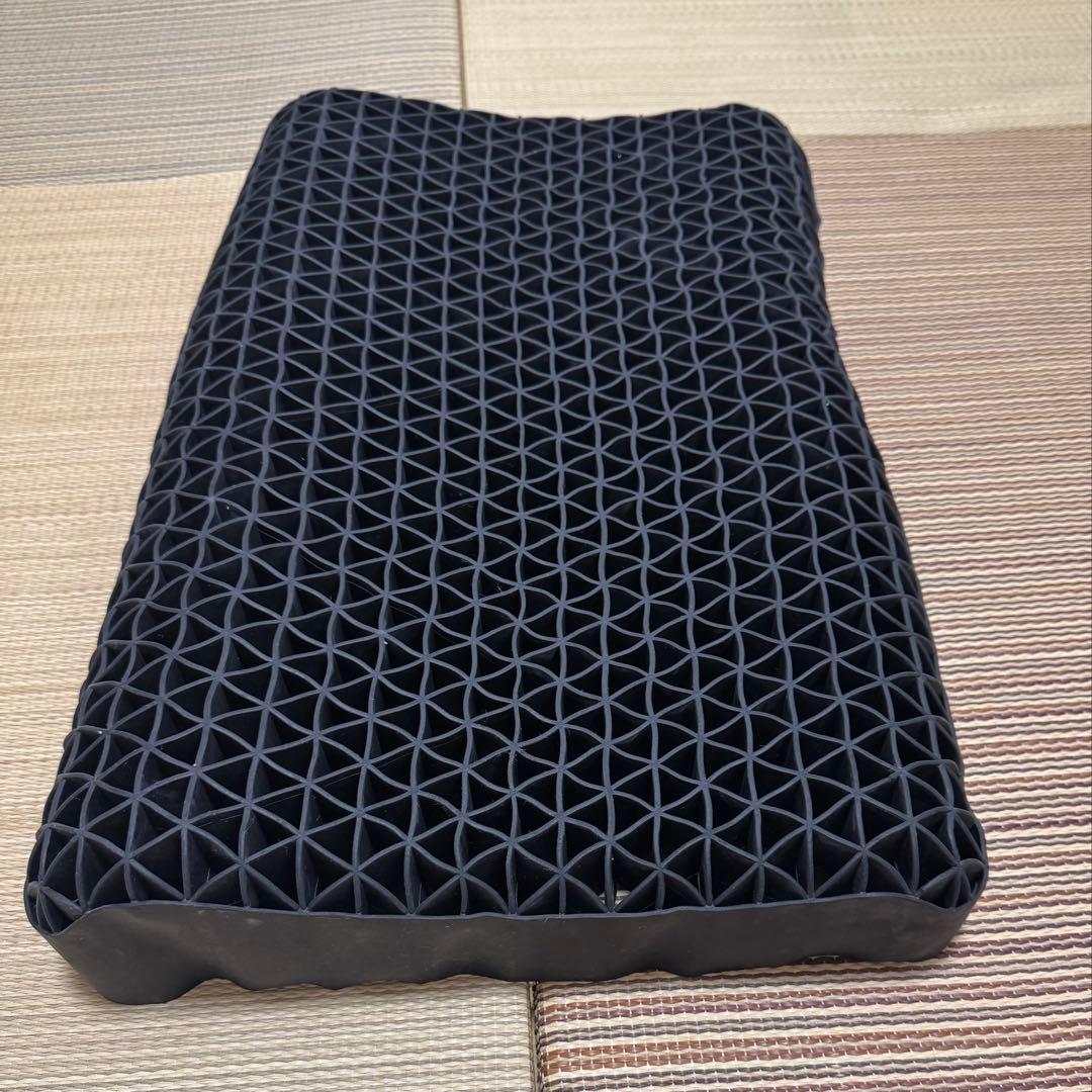 ［新品未使用　箱無し］ヒツジのいらない枕-調律-