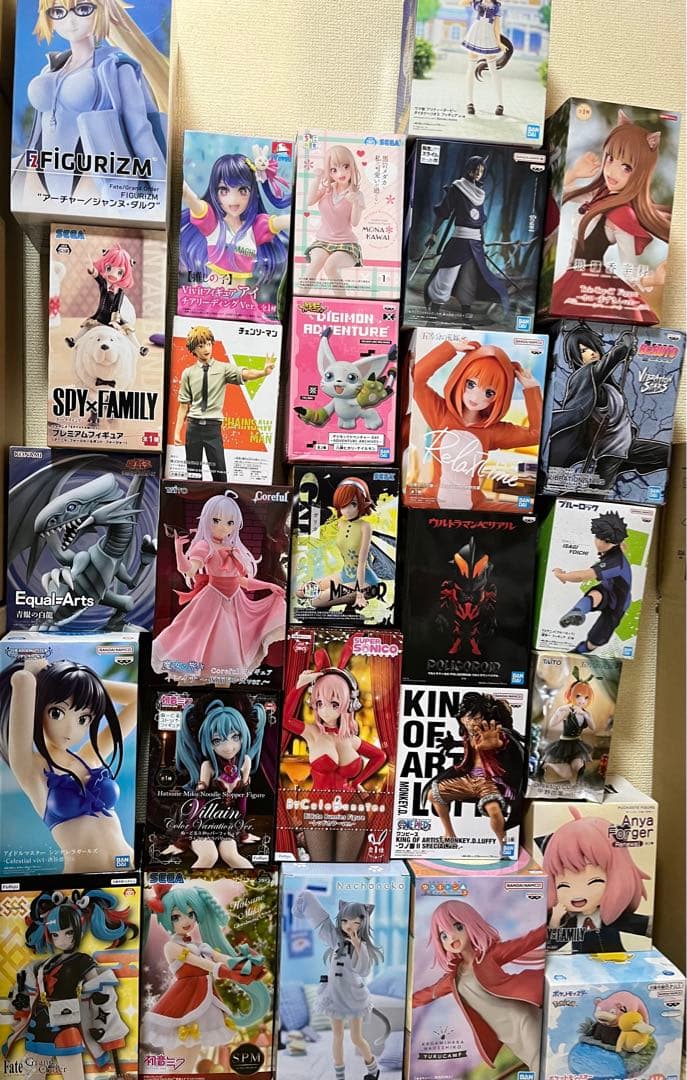 [箱凹み、破れあり、色褪せ] プライズフィギュア27体　②