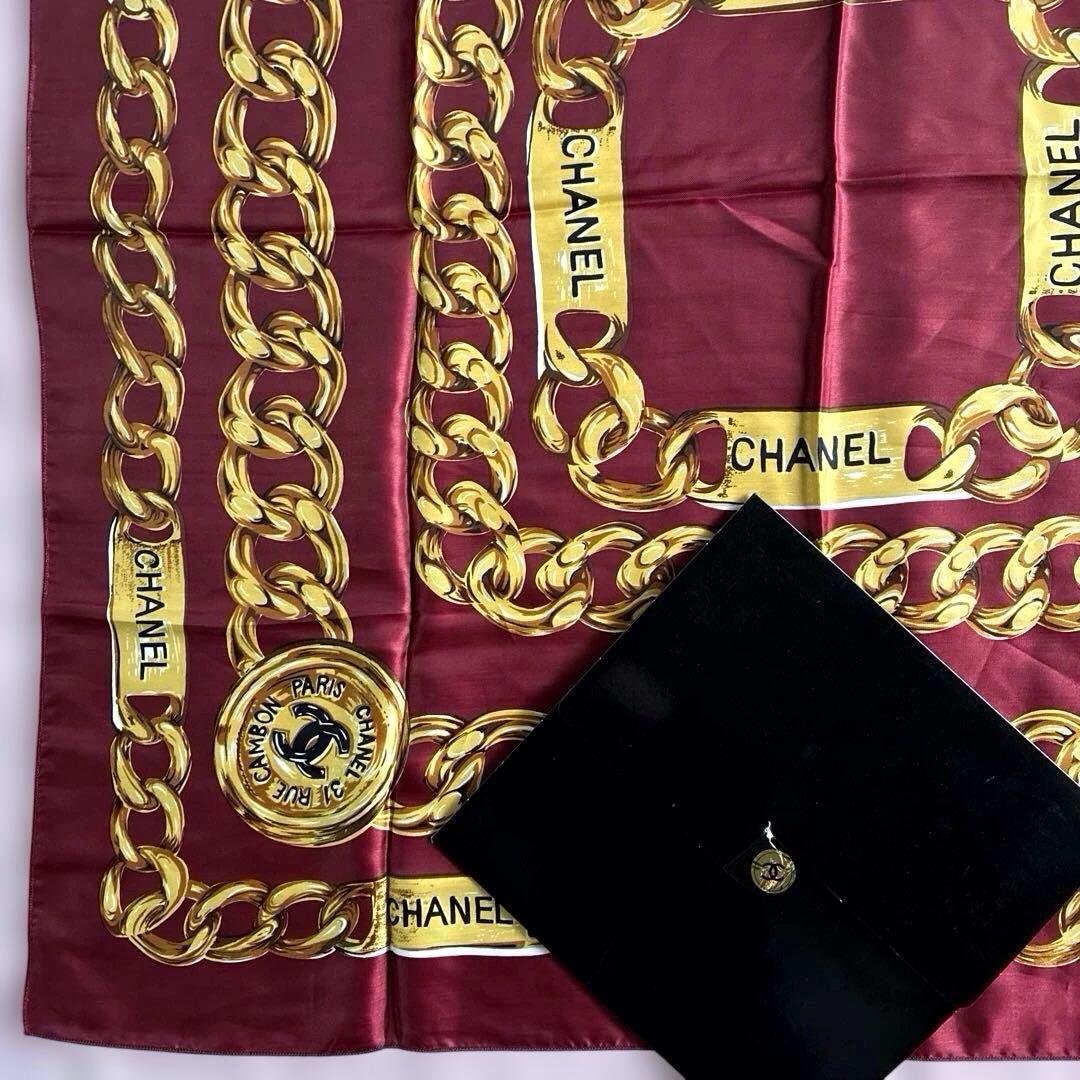 CHANEL バーガンディ シルクスカーフ　未使用品　ケース付き