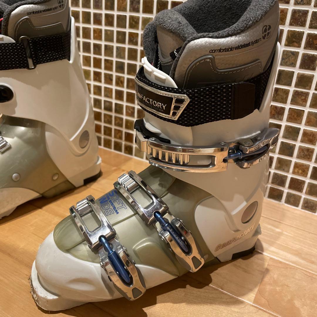 GENFACTORY スキーブーツ24センチ