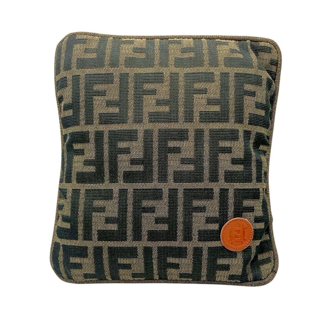 美品✨FENDI フェンディ　ミニクッション　ズッカ　総柄　ブラウン　激レア