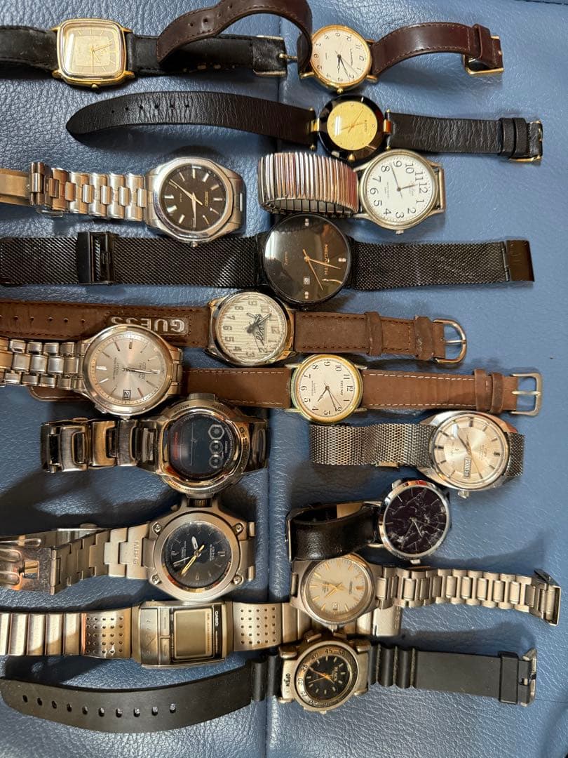 D*a様 ジャンク腕時計　約70点