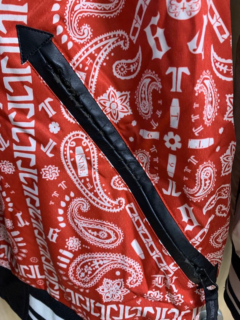 TECHNINE バンダナ柄 スタジャン スノーボードウェア XL