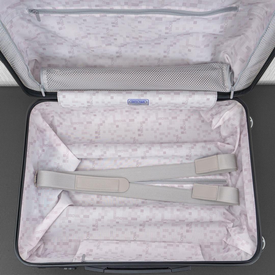 極美品 リモワ サルサ 35L 機内持ち込み 4輪 TSAロック プロセコ