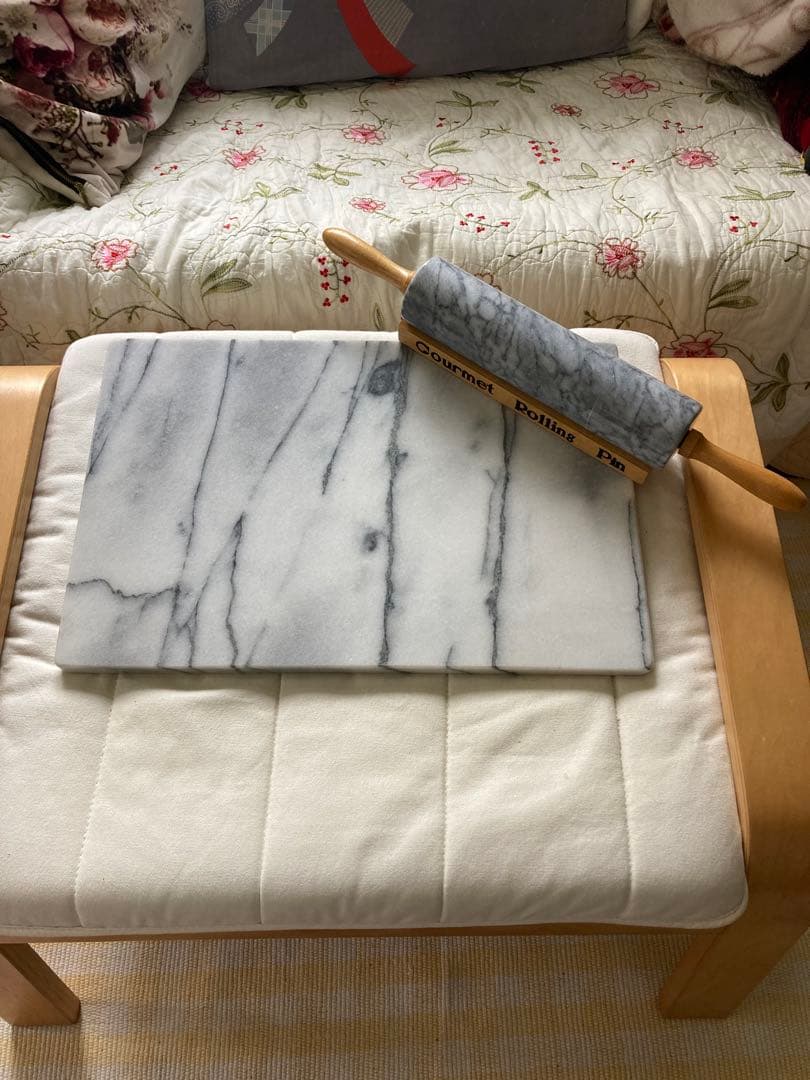 大理石まな板とローリングピンセット